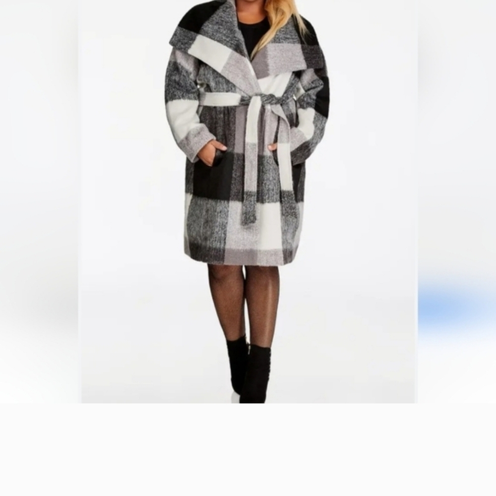 GORGEOUS Ashley stewart 18/20 warm wool coat